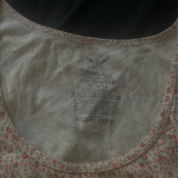 Faded Glory Must Have Tank - Picture 1 of 2